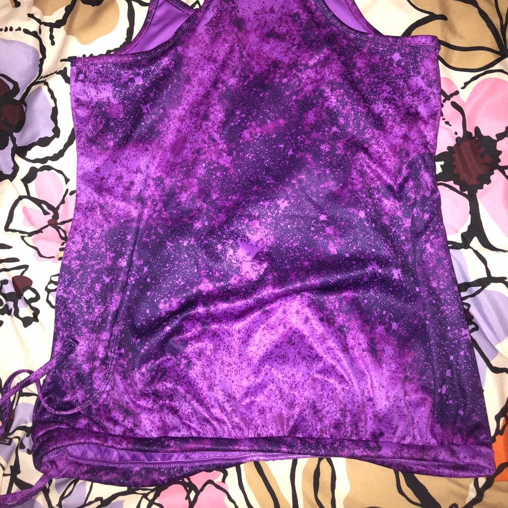 Tank top - Picture 2 of 3